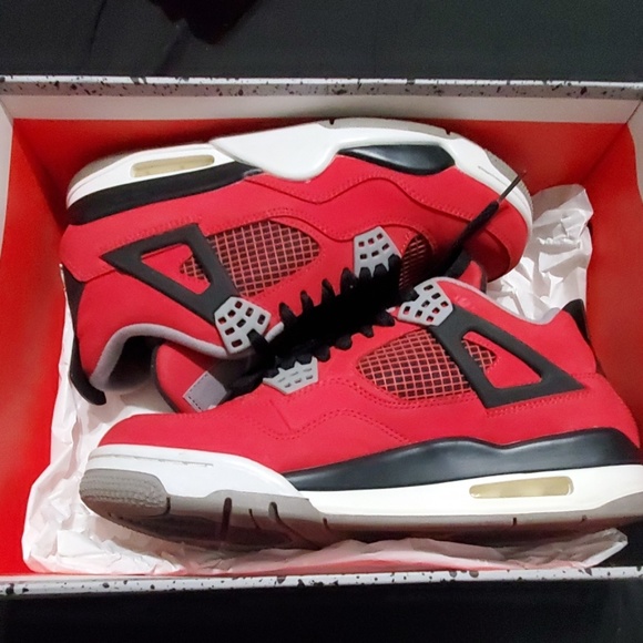 Jordan retro toro 4 - Picture 1 of 4
